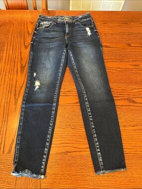 Women’s KanCan Skinny Distressed jeans size 28 inseam measures about 26”
